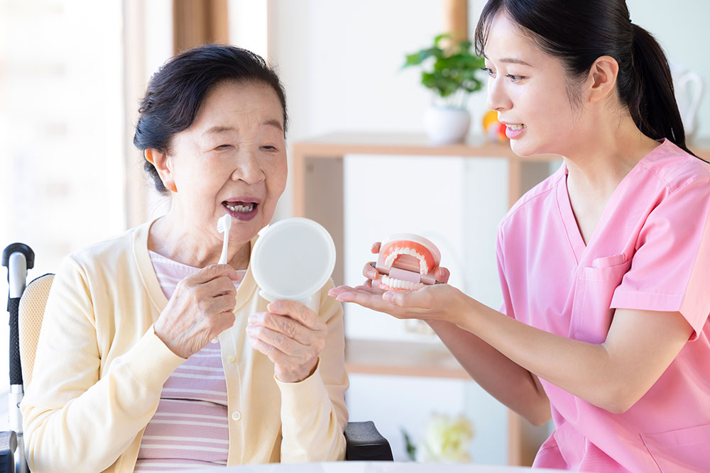 ご年配の方の口腔ケア